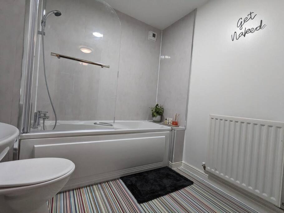 City Centre Comfort Northampton Apartment Exterior photo